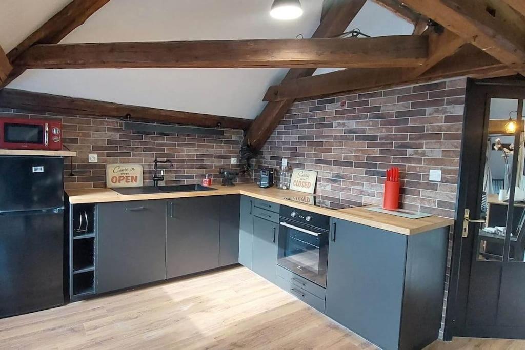 *New*Les Amandines Le Loft* Wifi Apartment Allevard Exterior photo